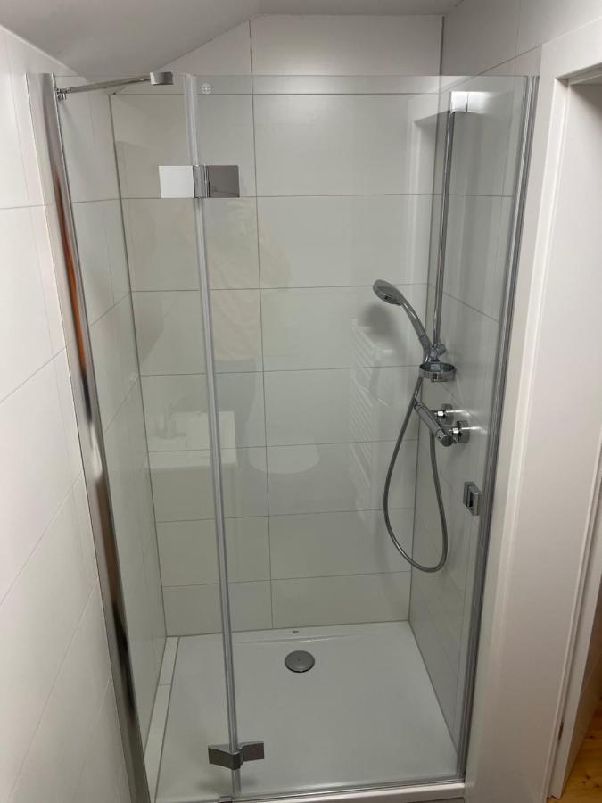Apartmentz - Zimmervermietung Sankt Peter ob Judenburg Bagian luar foto